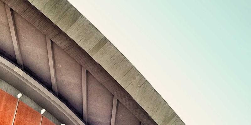 从哥特幽灵到心理深渊：恐怖电影类型演变与文化恐惧心理研究 | 电影推荐与社区解读