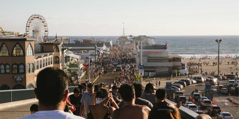 怀旧电影资讯专栏的受众定位：让“影评”与“影院纯情”在时光中重逢