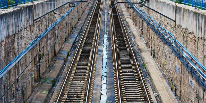 电影社区：不止于资讯，影评构筑的深度光影世界