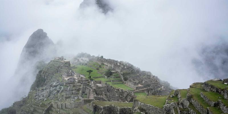 电影资讯平台全解析：从智能推荐到社区互动，寻找你的观影指南