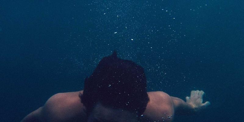 迪士尼动画电影彩蛋全解析：在电影社区发现影院纯情与影评分享的隐藏乐趣